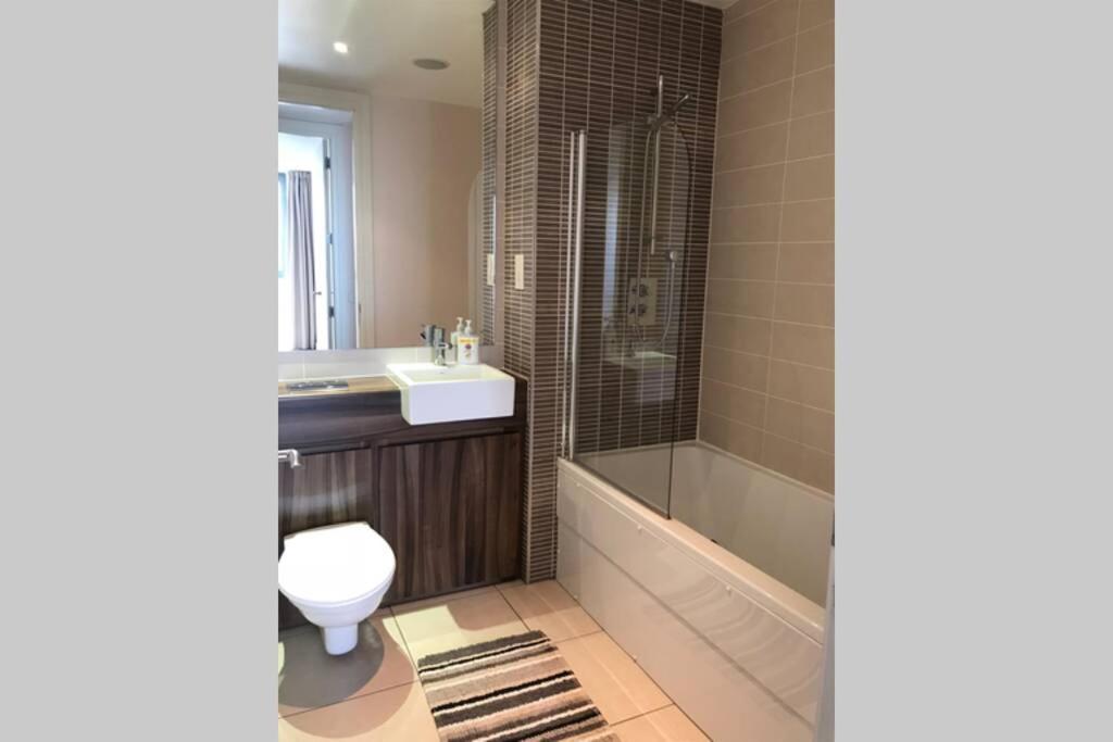 Benji & Milos Apartments Belfast Exterior photo
