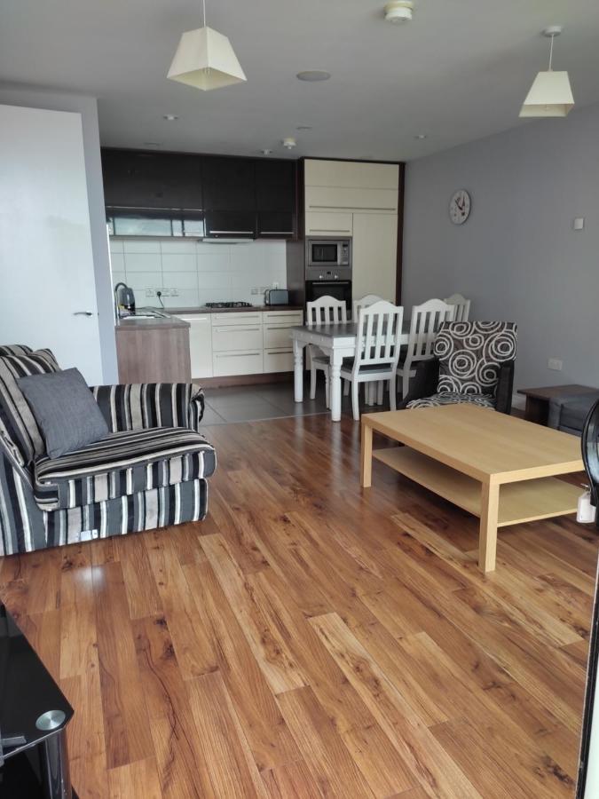 Benji & Milos Apartments Belfast Exterior photo