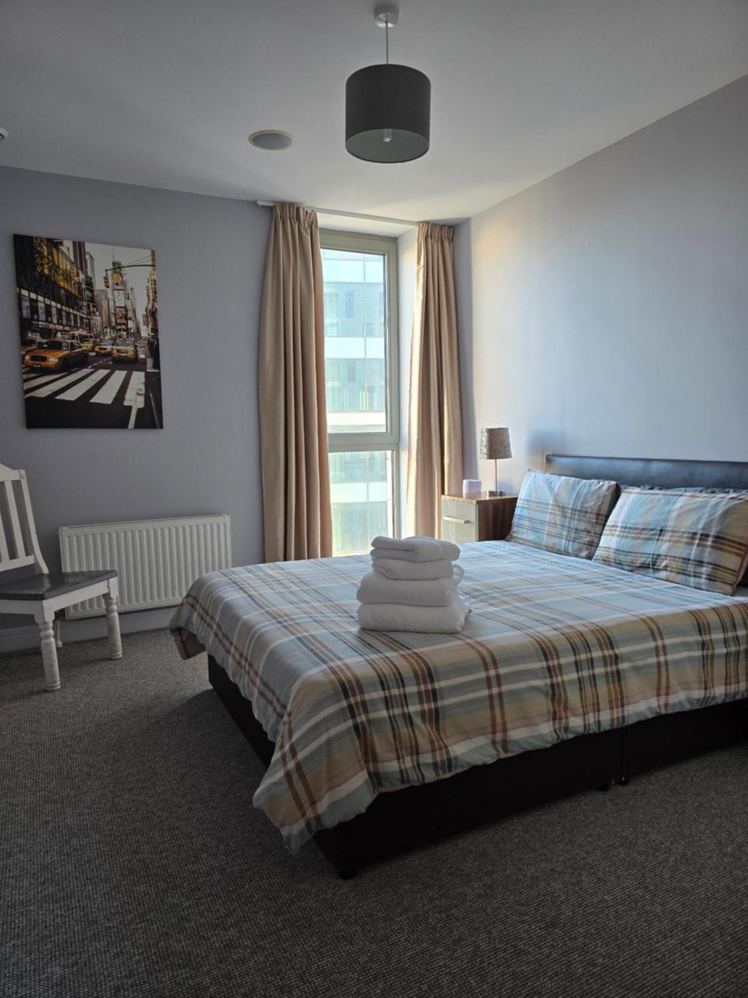 Benji & Milos Apartments Belfast Exterior photo